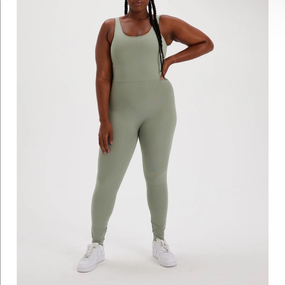Girlfriend Collective Agave Scoop Unitard 28.5”